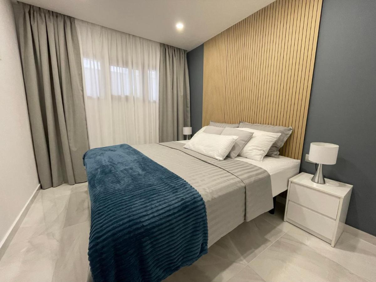 Luxury Diamond - Ocean View, Big Terraces, Air Con, Wifi Lejlighed Los Cristianos  Eksteriør billede