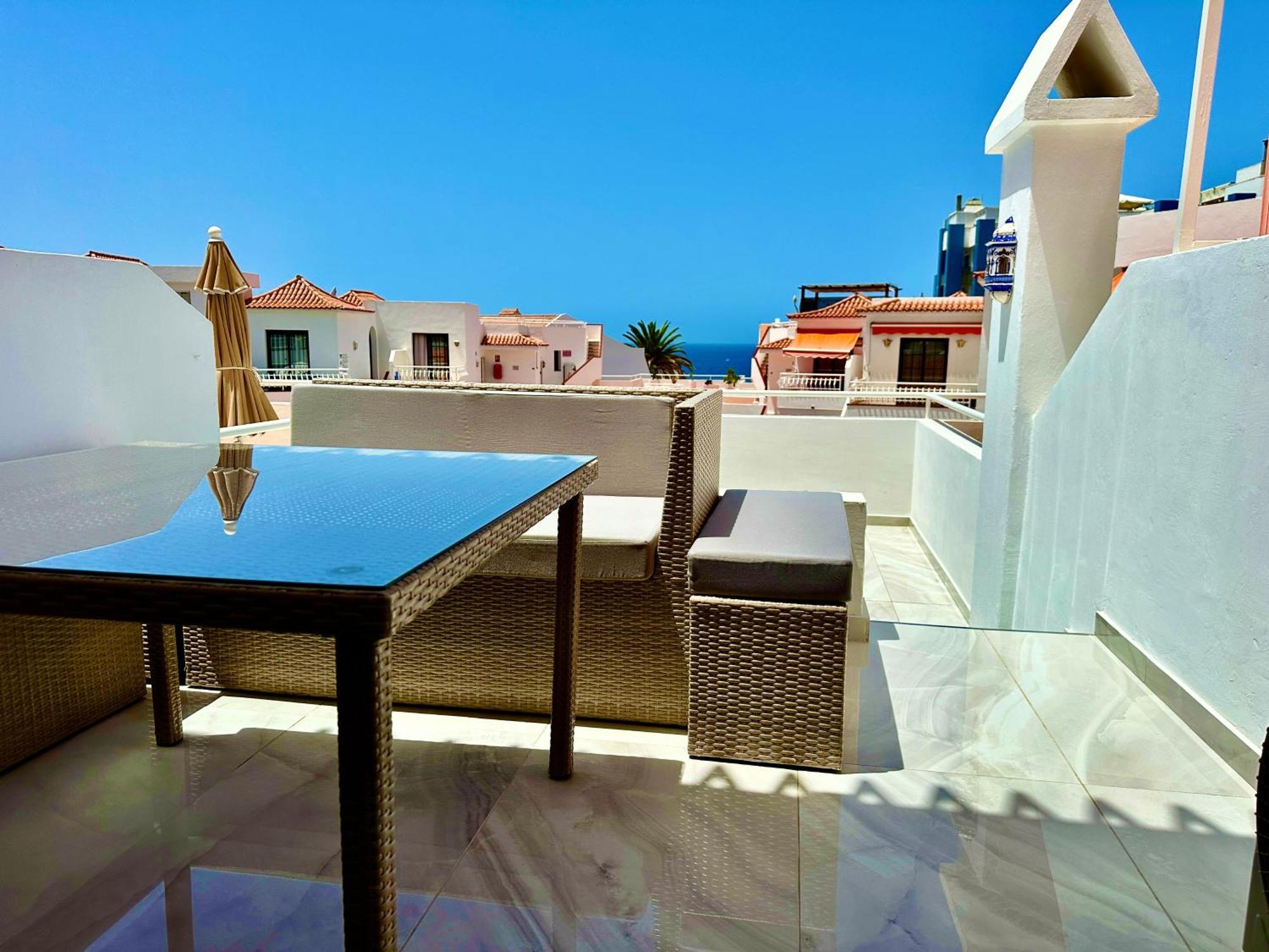 Luxury Diamond - Ocean View, Big Terraces, Air Con, Wifi Lejlighed Los Cristianos  Eksteriør billede