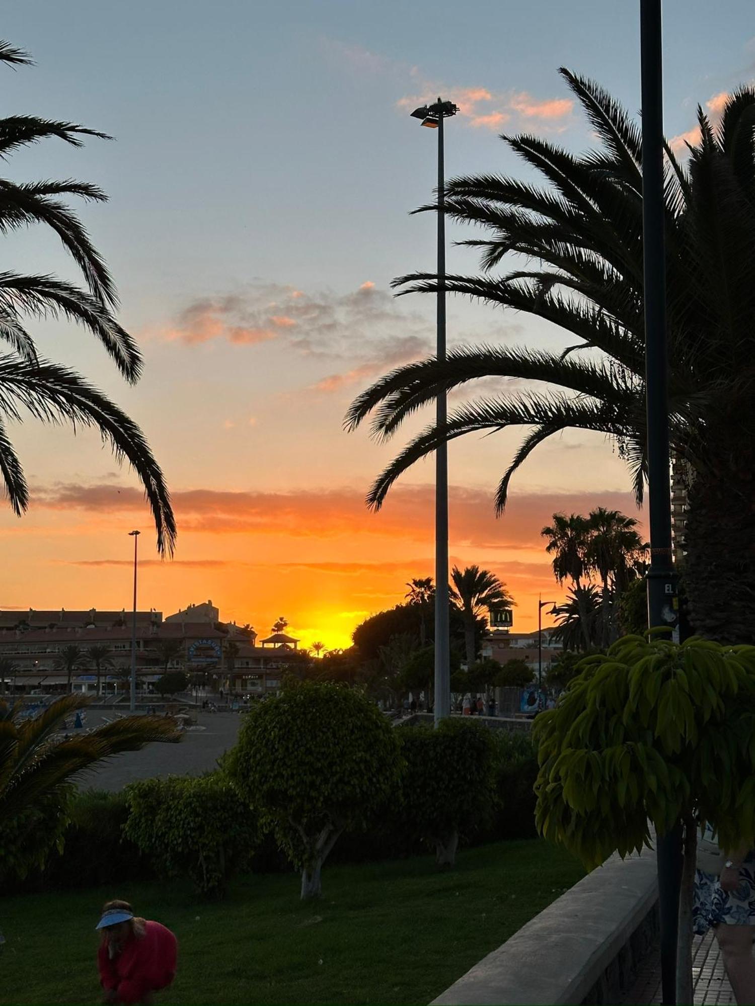 Luxury Diamond - Ocean View, Big Terraces, Air Con, Wifi Lejlighed Los Cristianos  Eksteriør billede